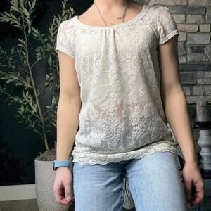 Studio y white sheer lace